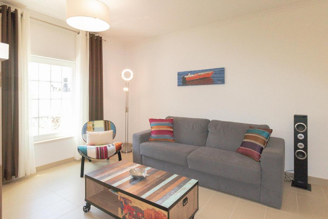 Rossio By Old Town Apartment อัลบูเฟรา ภายนอก รูปภาพ